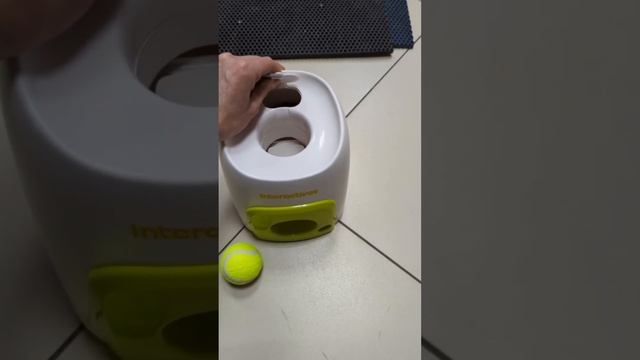 Игрушка 2в1 кормушка для средних и крупных пород собак