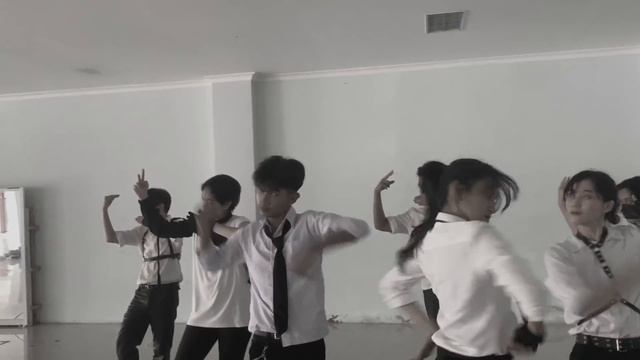 STRAY KIDS - MANIAC | Dance Cover by Alpha Dance Crew смотреть онлайн