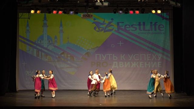 ансамбль "Соловушка" танец "Чибатуха" выступление 12.11.2022 город Казань смотреть онлайн