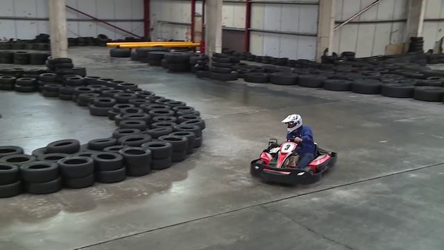 Snods v Diamond - Go Kart Challenge смотреть онлайн
