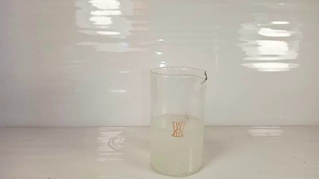 Получение САЛИЦИЛОВОЙ КИСЛОТЫ из АСПИРИНА. Гидролиз АЦЕТИЛСАЛИЦИЛОВОЙ КИСЛОТЫ. Опыты по химии смотреть онлайн