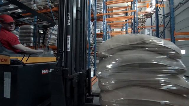 Фронтальные и глубинные стеллажи с системой обработки паллет шаттлом смотреть онлайн