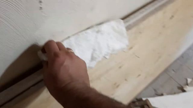 Замена лестницы из фанеры на металлическую лестницу на монокосоуре. 4 этажа. смотреть онлайн