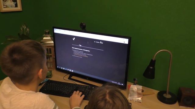Играем в динозаврика пока интернета нет. А что ты делаешь в карантин? смотреть онлайн