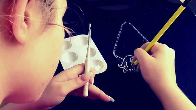 DIY. an easy but cute tank top decor (acrylic paint) смотреть онлайн