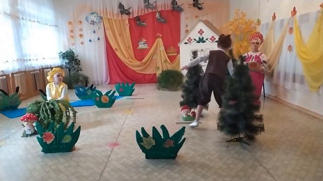 Сказка "Колобок" МДОУ "Шахтёрский ясли-сад №14" смотреть онлайн