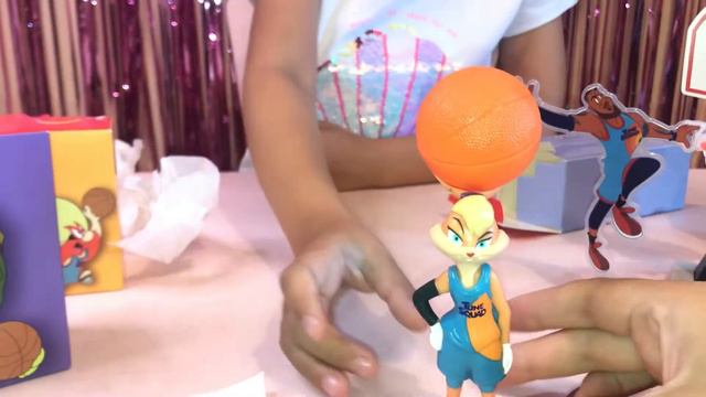 Космический Джем 🏀игрушки Хэппи Мил 🍟Новинка 2021 в Макдоналдс ⚡️Spase Jam🪐 смотреть онлайн