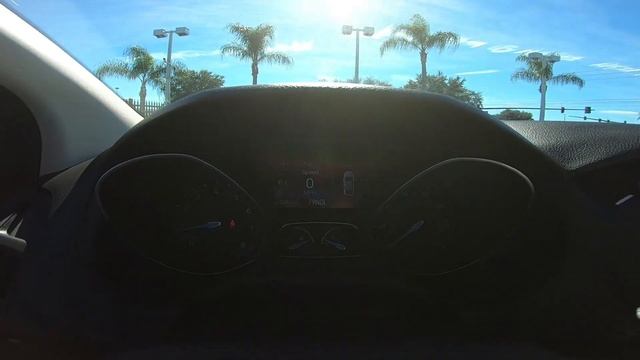 2017 Ford Focus SE Inside Out смотреть онлайн