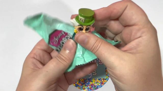 Unboxing DISNEY DOORABLES Amazon Exclusive VILLAGE PEEK PACK! Doorables Blind Bag Series 6 Opening! смотреть онлайн