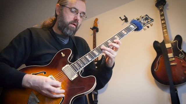 Not Really a Samba - Jazz Guitar Solo on I'll Remember April смотреть онлайн