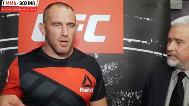 Алексей Олейник: "Раньше удушение Иезекииля было моим любимым" смотреть онлайн