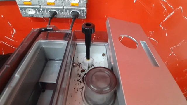 Cafeteira Lirika moe porém não faz café смотреть онлайн