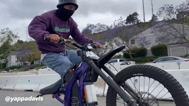 Taking a $2,900 E-Bike to an Illegal Stunt Ride смотреть онлайн