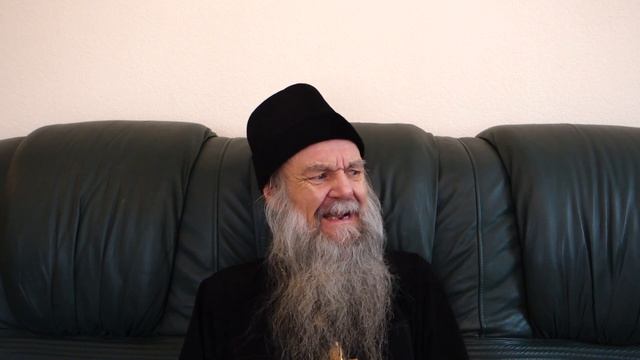 Й Я ТОРОЩИВ ЗЛОЧИНЦЕВІ ЩЕЛЕПИ, І ВИРИВАВ ІЗ ЗУБІВ ЙОГО СХОПЛЕНЕ. смотреть онлайн