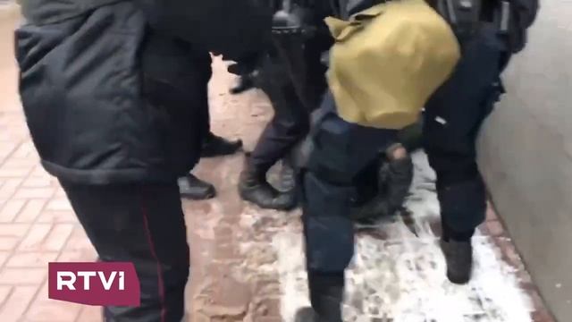 В Петербурге Омон применил электро шок к мужчине