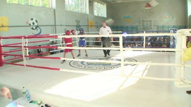 Переходной чемпионат Херсонской области по боксу среди школьников, день 1 смотреть онлайн