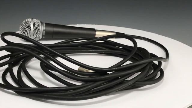 Lot #3: Elvis Presley Shure Model "SM58" Microphone Used in the Film "Elvis: That's the Way It Is" смотреть онлайн