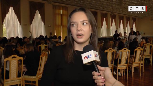 Бузулукские студенты стали участниками квиз игры Полная Ребусня смотреть онлайн