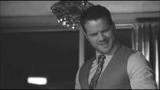 *Jared Gardner* ( Robert Kazinsky )