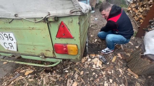 Коробка Лухарі Бані смотреть онлайн