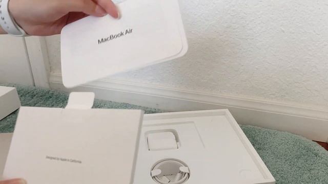 MacBook Air unboxing || starlight color, 13.6” laptop, M2 chip смотреть онлайн