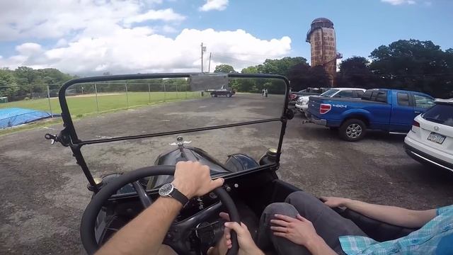 1925 Ford Model T Roadster: Regular Car Reviews смотреть онлайн