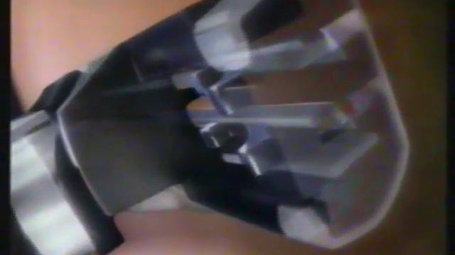 Gillette Sensor advert - 18th April 1993 UK television commercial смотреть онлайн