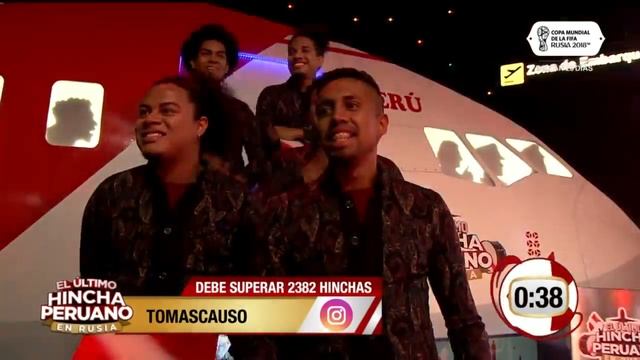 El último hincha peruano en Rusia: Un mago del beatbox sorprendió a todos con su presentación смотреть онлайн