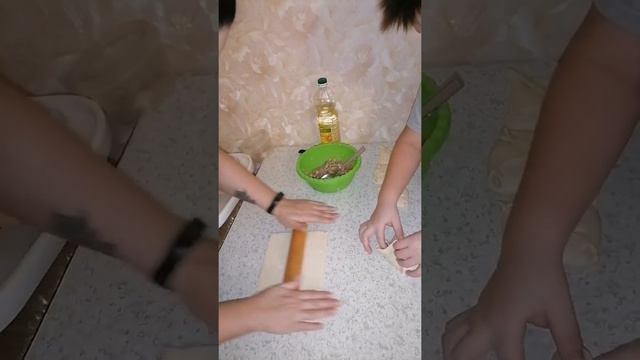 #САМСА ИЗ СЛОЁНОГО ТЕСТА. смотреть онлайн