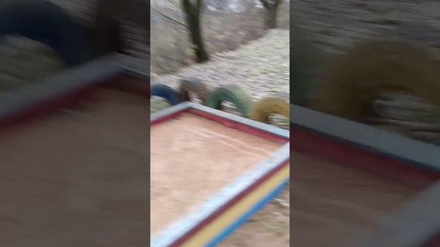 игра младенец в жёлтом смотреть онлайн