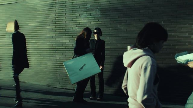 [GENTLE MONSTER X COPERNI] 5G Campaign смотреть онлайн