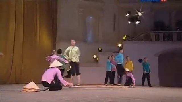 Вьетнамский танец смотреть онлайн