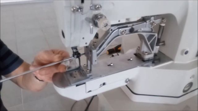 RYGLÓWKO-GUZIKARKA SIRUBA BT-530 смотреть онлайн