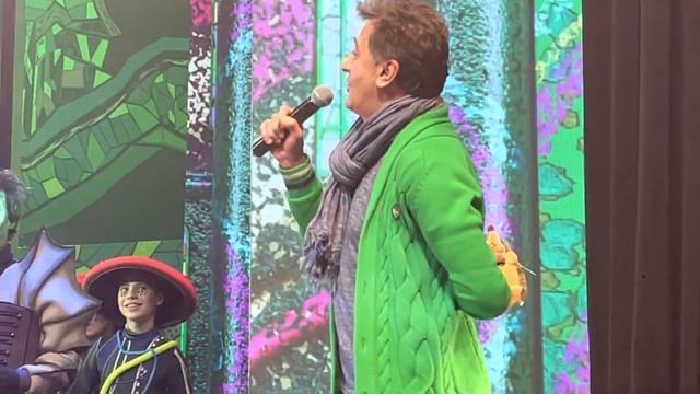 Награждение дебютантов после спектакля мюзикла «ВОЛШЕБНИК ИЗУМРУДНОГО ГОРОДА» 04.03.2023. 16:00 смотреть онлайн