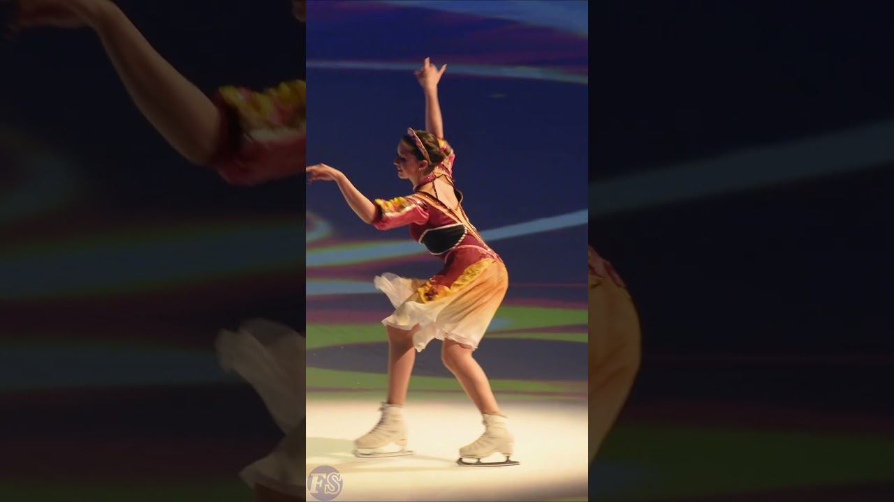 Камила ВАЛИЕВА: "Я - Одарка" на шоу "Вечера на Хуторе", 30 декабря 2023 г. смотреть онлайн