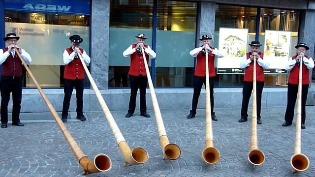 Alpenhorn演奏---2011.7.3於Zermatt, Suisse смотреть онлайн