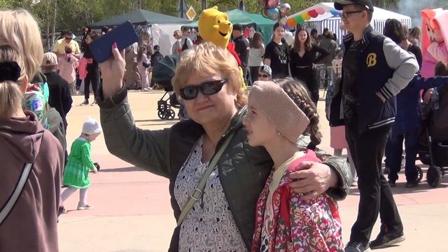 ДЕНЬ ЗАЩИТЫ ДЕТЕЙ ПАРАД КОЛЯСОК.ИЮНЬ 2023 смотреть онлайн