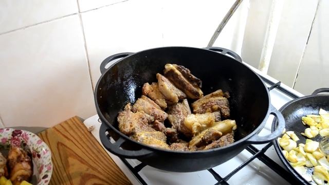 Рагу из говядины с корнеплодами в казане. МЯСОЖОР 99 смотреть онлайн