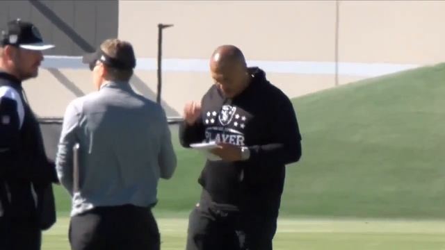 Las Vegas Raiders players react to Josh McDaniels firing смотреть онлайн