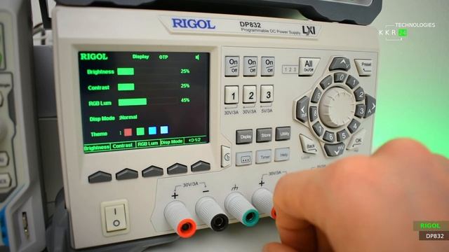 ВЫСОКОТОЧНЫЙ блок питания??? RIGOL DP832 Программируемый источник питания смотреть онлайн
