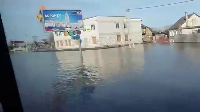 Новая Усмань тонет смотреть онлайн