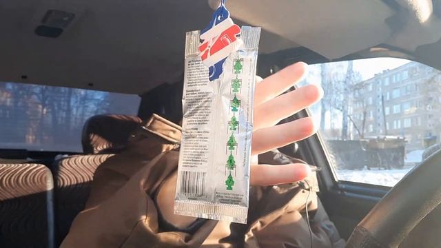 Ароматизатор в машину LITTLE TREES Барбершоп Fresh Shave. Ёлочка которая зашла смотреть онлайн