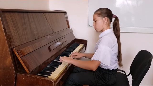 М.Дворжак Этюд C dur. Г.Гладков Песенка Львёнка и Черепахи,обр. С.Дружининой. Василиса С., 5 кл. смотреть онлайн