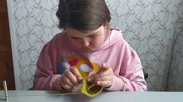 Участница ДПИ Искринского центра досуга Алина Селезнева. Мастер-класс "Будёновка". смотреть онлайн