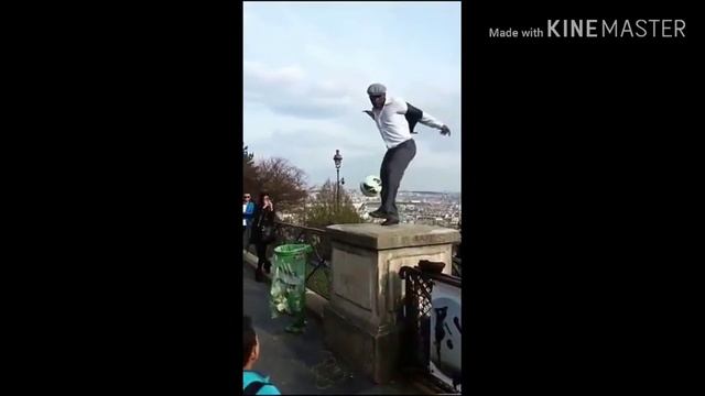Мой друг сделал песню а я видео друга зовут Вова Холмогорцев смотреть онлайн