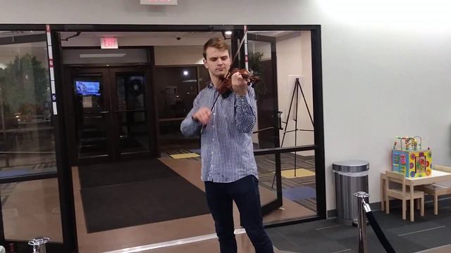 Прекрасний скрипаль на зустрічі бізнесменів Рочестера в українській кредитовій спілці.29 лис.2018. смотреть онлайн