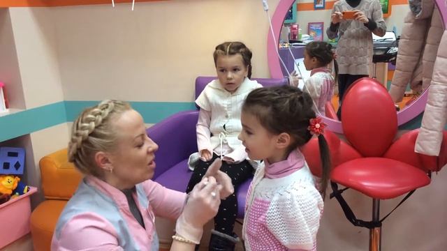 Как проколоть ушки деткам смотреть онлайн