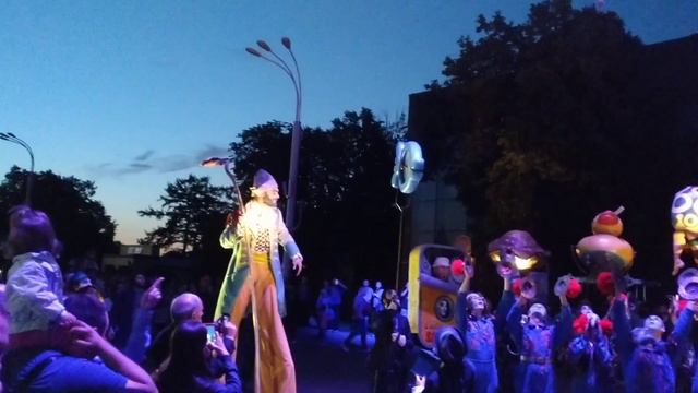 НЛО ПРОЛЕТЕЛО НАД ЗЕМЛЕЙ!!! смотреть онлайн