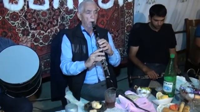 Guzdek Kendi Serverin Oglu Bahadurun Toyu Elirza Klarnet,Rasim Nagara 2018 смотреть онлайн