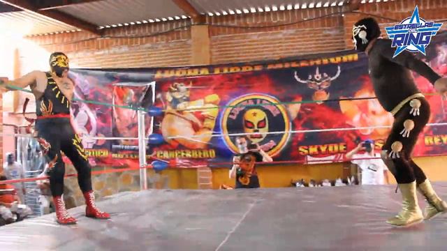 India Mazahua, Tolteca y Paramédico Jr vs Diosa Nix, Rey Balagos y Príncipe Balagos. смотреть онлайн